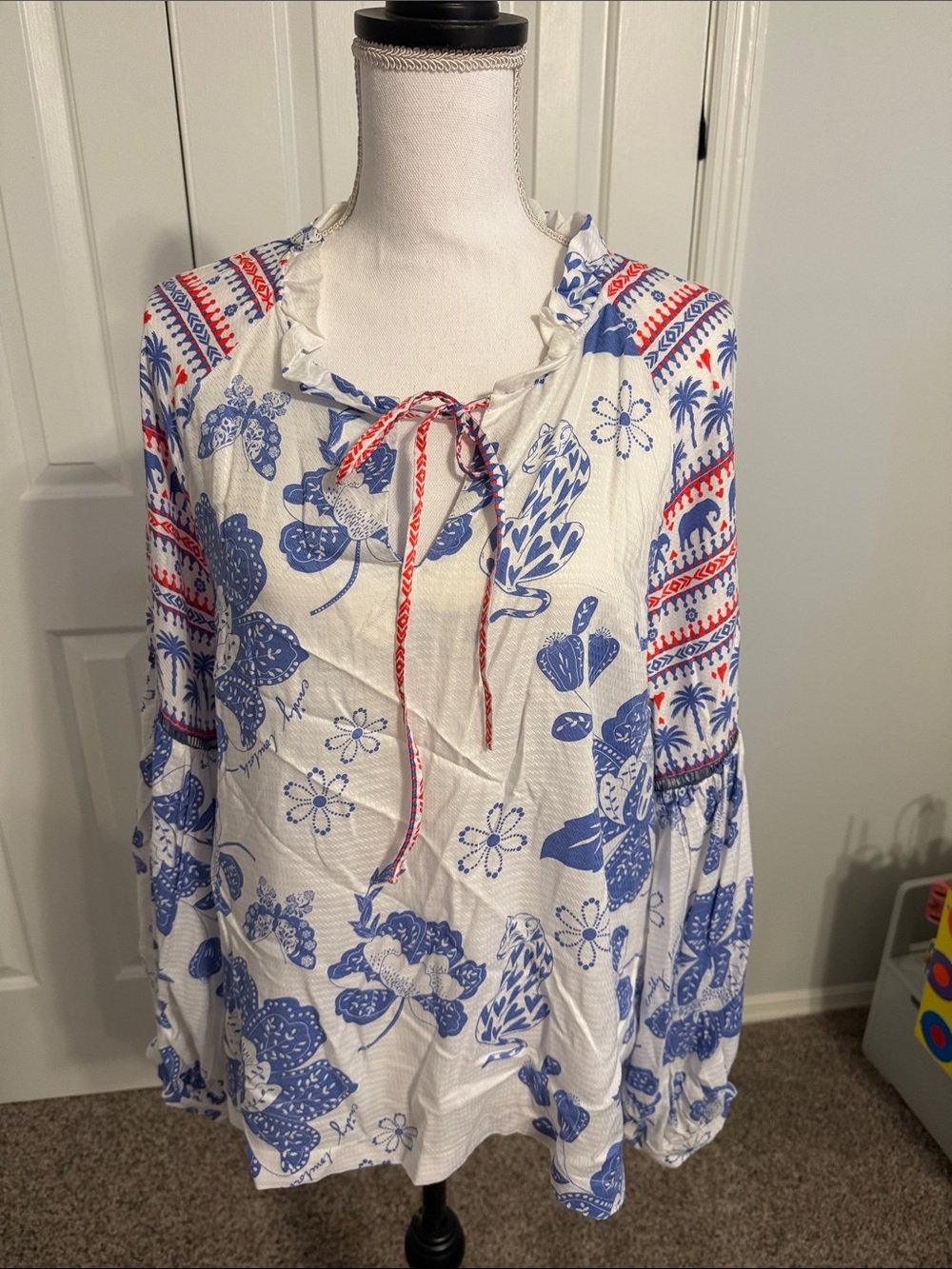 Blue & White Floral Tie-Neck Peasant Blouse